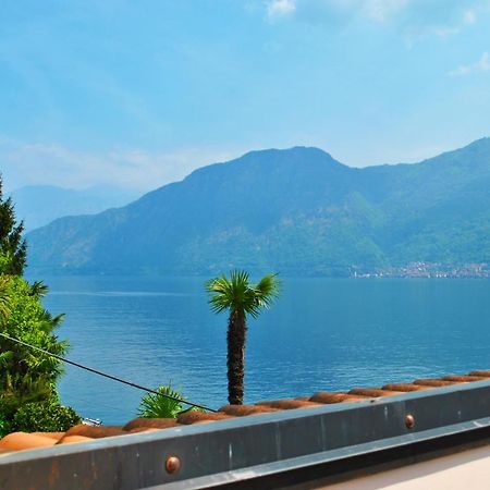 شقة Loft With Big Terrace Lake View سالا كوماسينا المظهر الخارجي الصورة