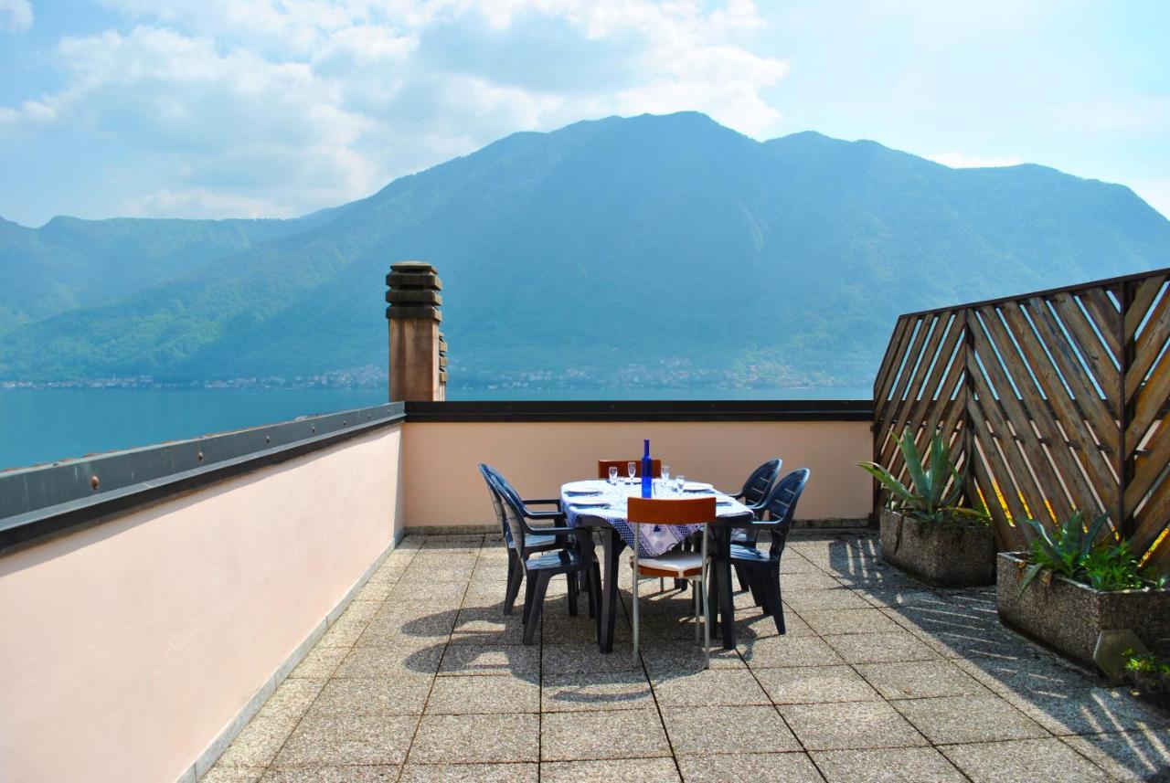 شقة Loft With Big Terrace Lake View سالا كوماسينا المظهر الخارجي الصورة