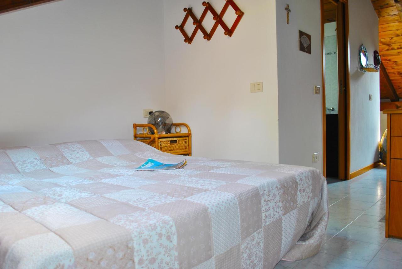 شقة Loft With Big Terrace Lake View سالا كوماسينا المظهر الخارجي الصورة