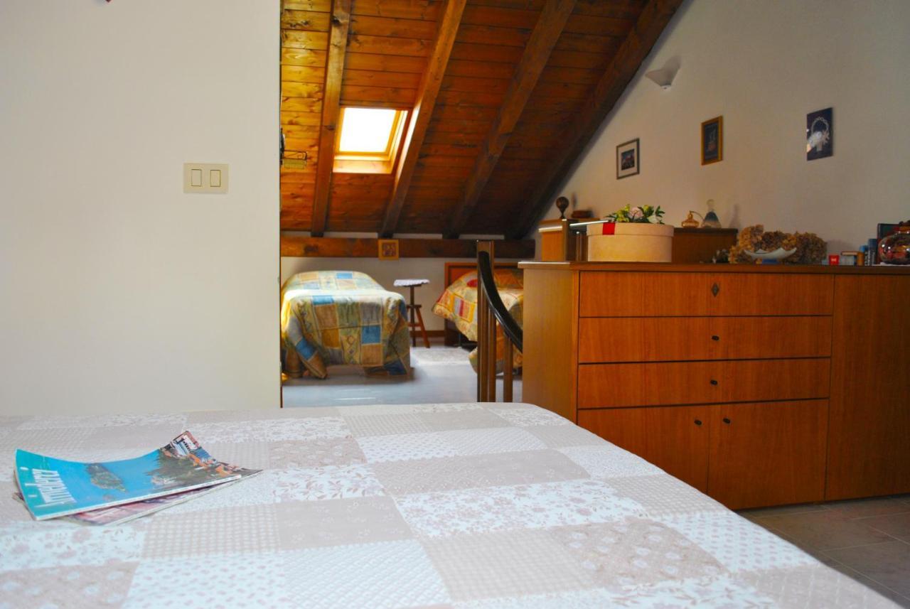 شقة Loft With Big Terrace Lake View سالا كوماسينا المظهر الخارجي الصورة